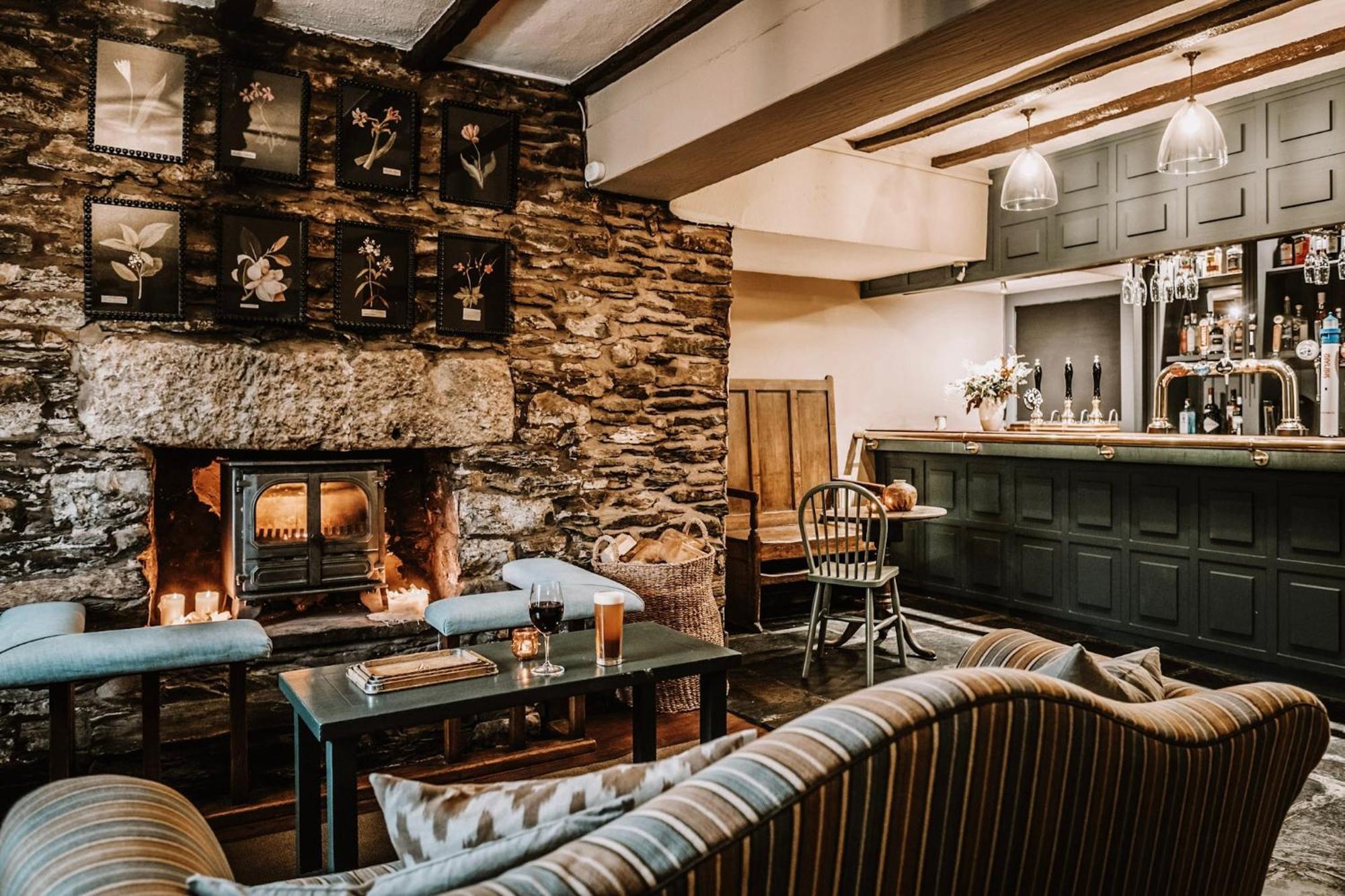 The Hare & Hounds Inn Bowland Bridge Zewnętrze zdjęcie